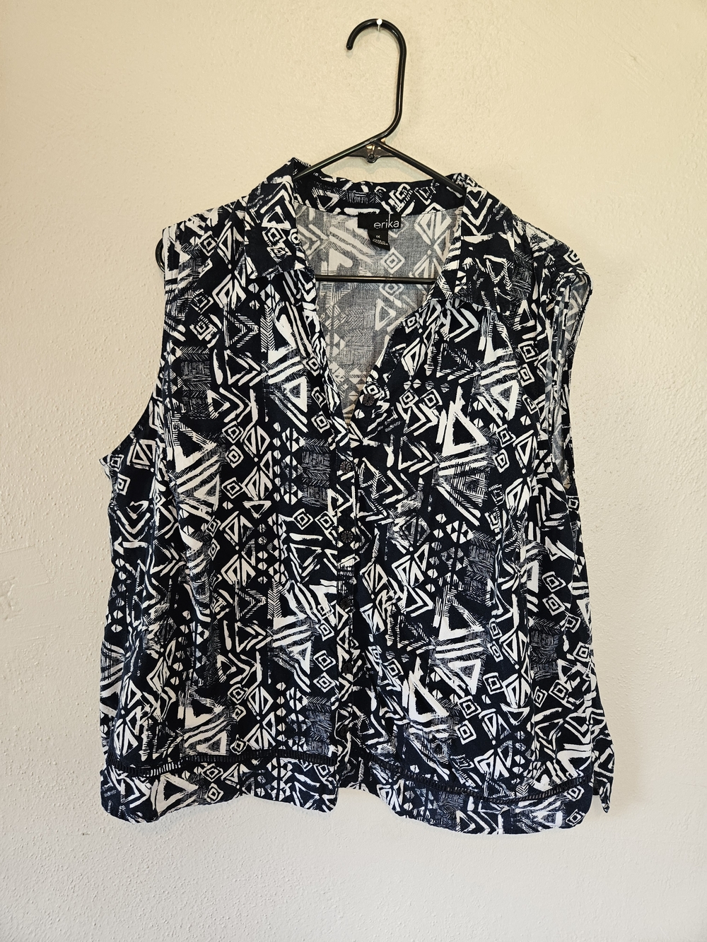 Erika Black and White Geometric Button-Down Sleeveless Top
